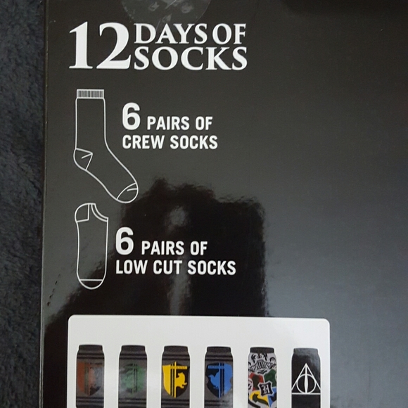 NWT HARRY POTTER 12 DAYS OF SOCKS BOX SET - Picture 5 of 8